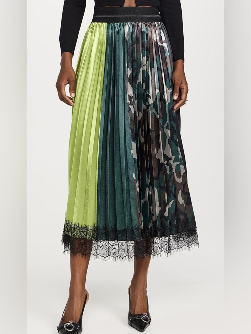 Le Superbe Urban Camo Pleat Skirt